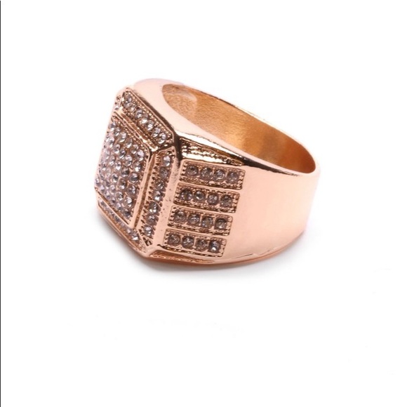 Rose Gold Gentleman’s Ring - Picture 3 of 3